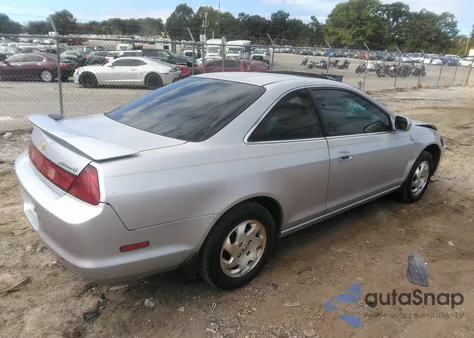2000 Honda Accord 2.3 Ex из США, поврежденный, VIN 1HGCG3255YA008234